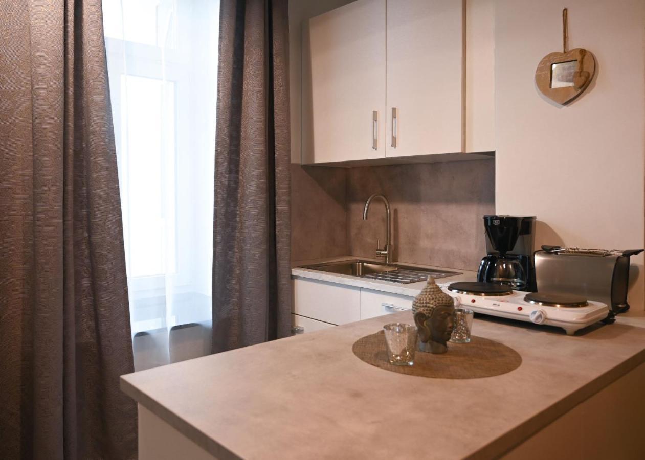 Charming Domicile Wien Allerheiligenplatzアパートメント エクステリア 写真